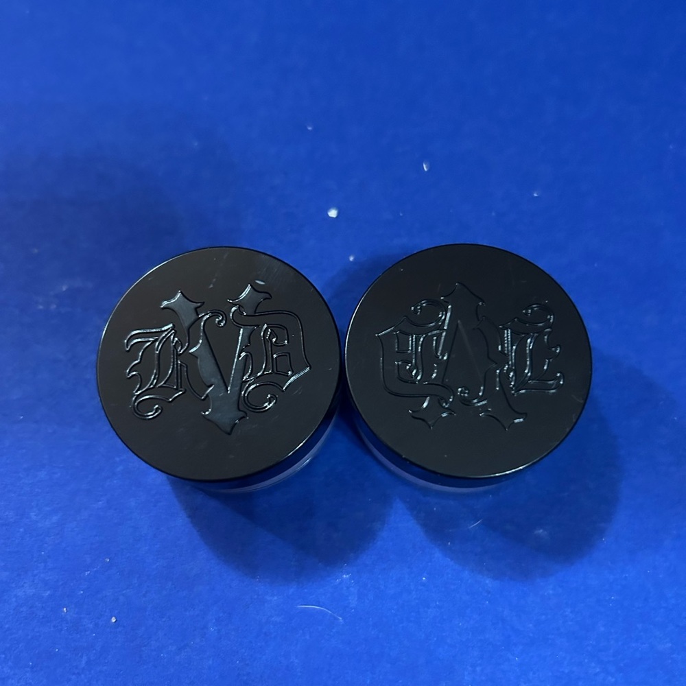 Kat Von D Lock-it Setting Powder 2 Travel Size